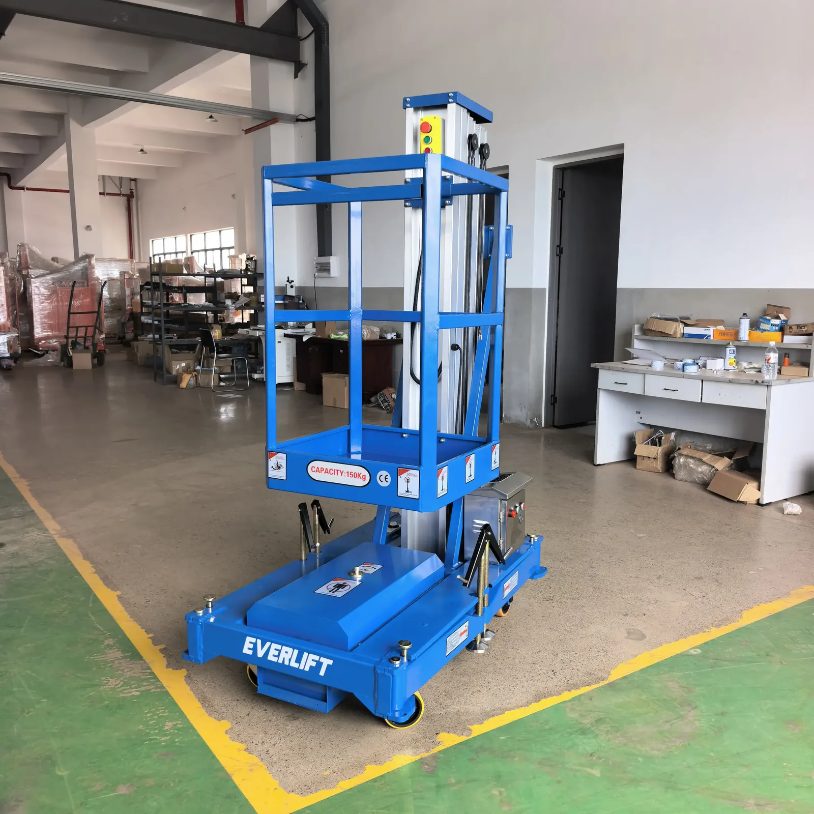 Single Mast Aluminium Alloy Aerial Work Platform 6m 300 kg photo 6
