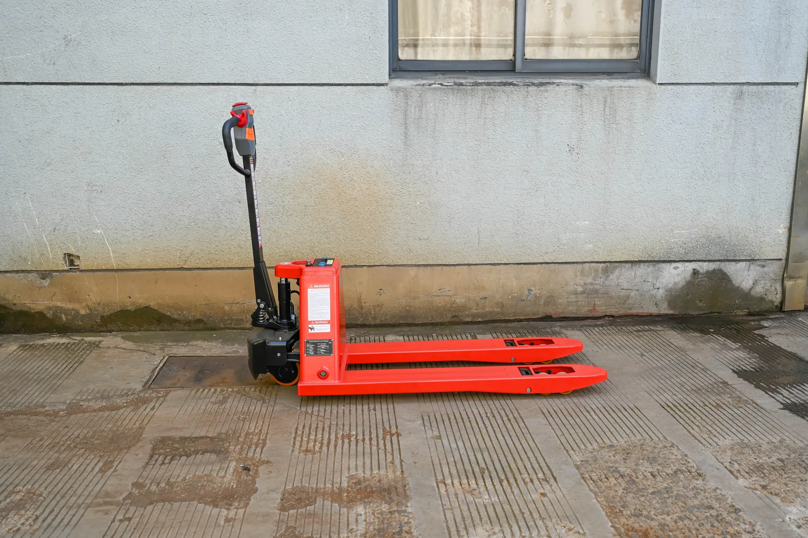 ELEP-15/20ELI Full Electric Pallet Truck Lithium Battery photo 3