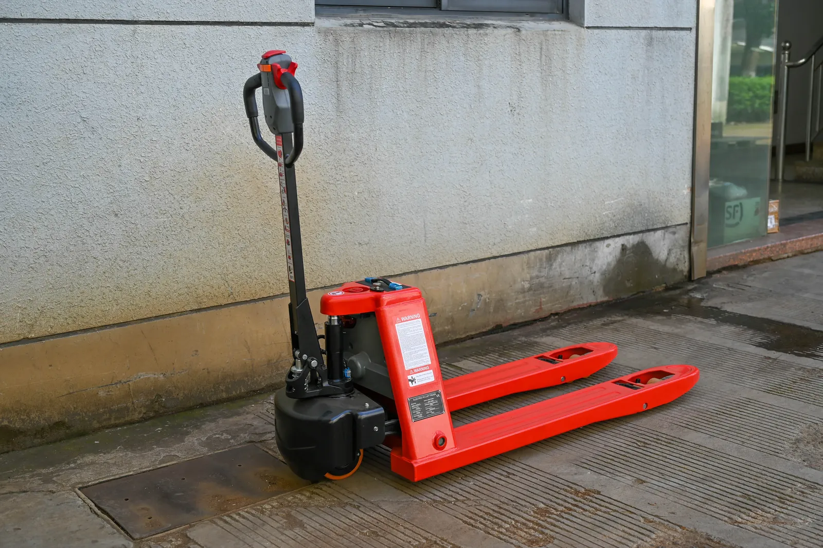 ELEP-15/20ELI Full Electric Pallet Truck Lithium Battery photo 4
