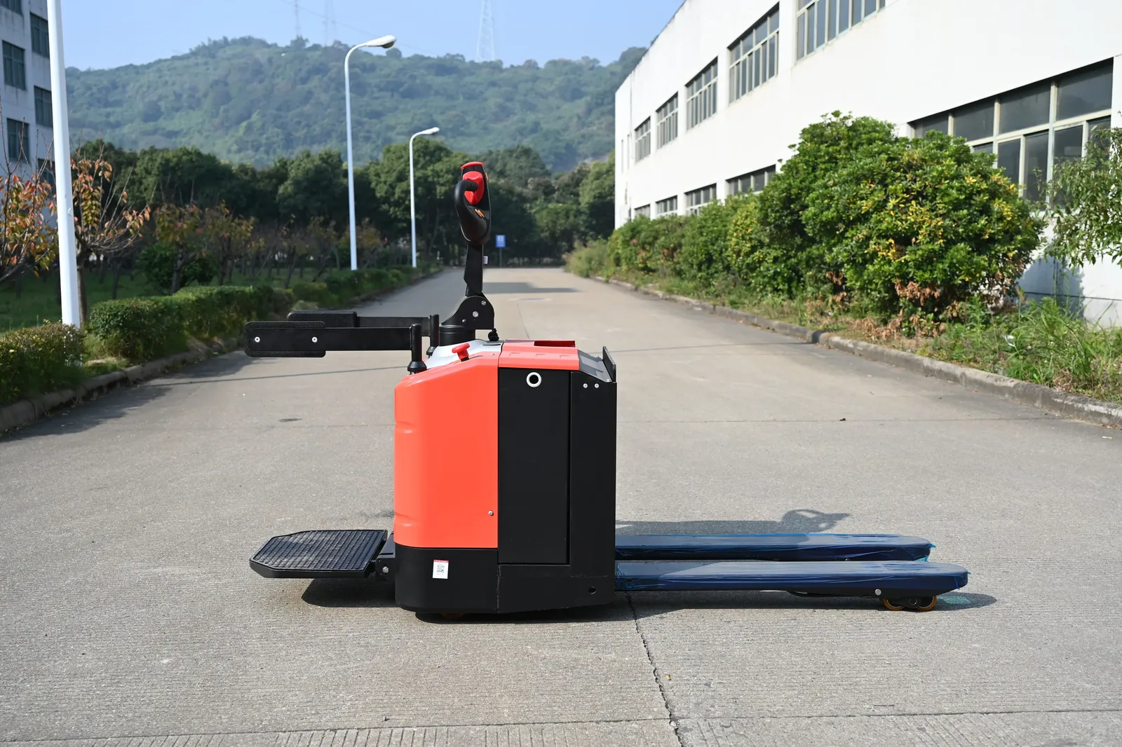 CBD-20 25 30 460 Electric Pallet Truck Standing Electric photo 6