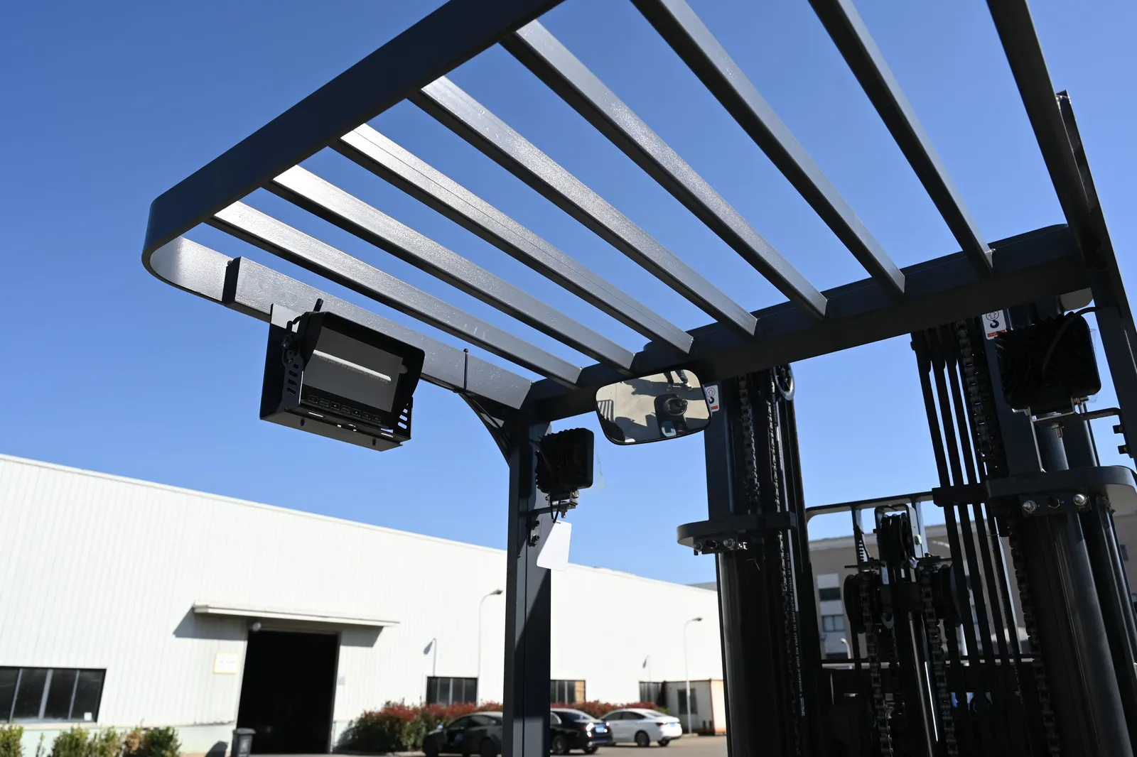 Electric Reach Forklift 1.5-2.5 Ton detail 5