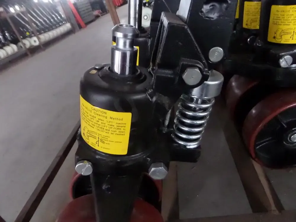 2-5Ton Hand Pallet Truck, DF Pump Manual Pallet Jack photo 6