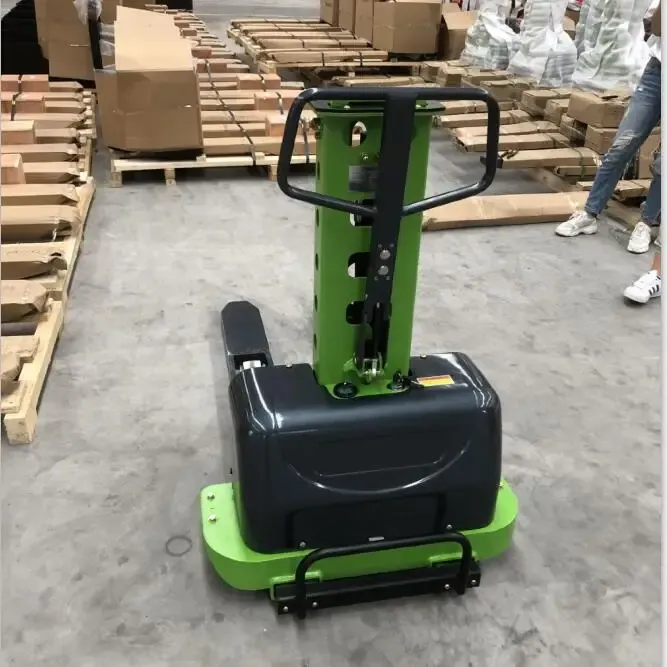 TR56Hot Sale 500 kg(1100lbs) Semi Self-lifting Electric Stacker photo 4