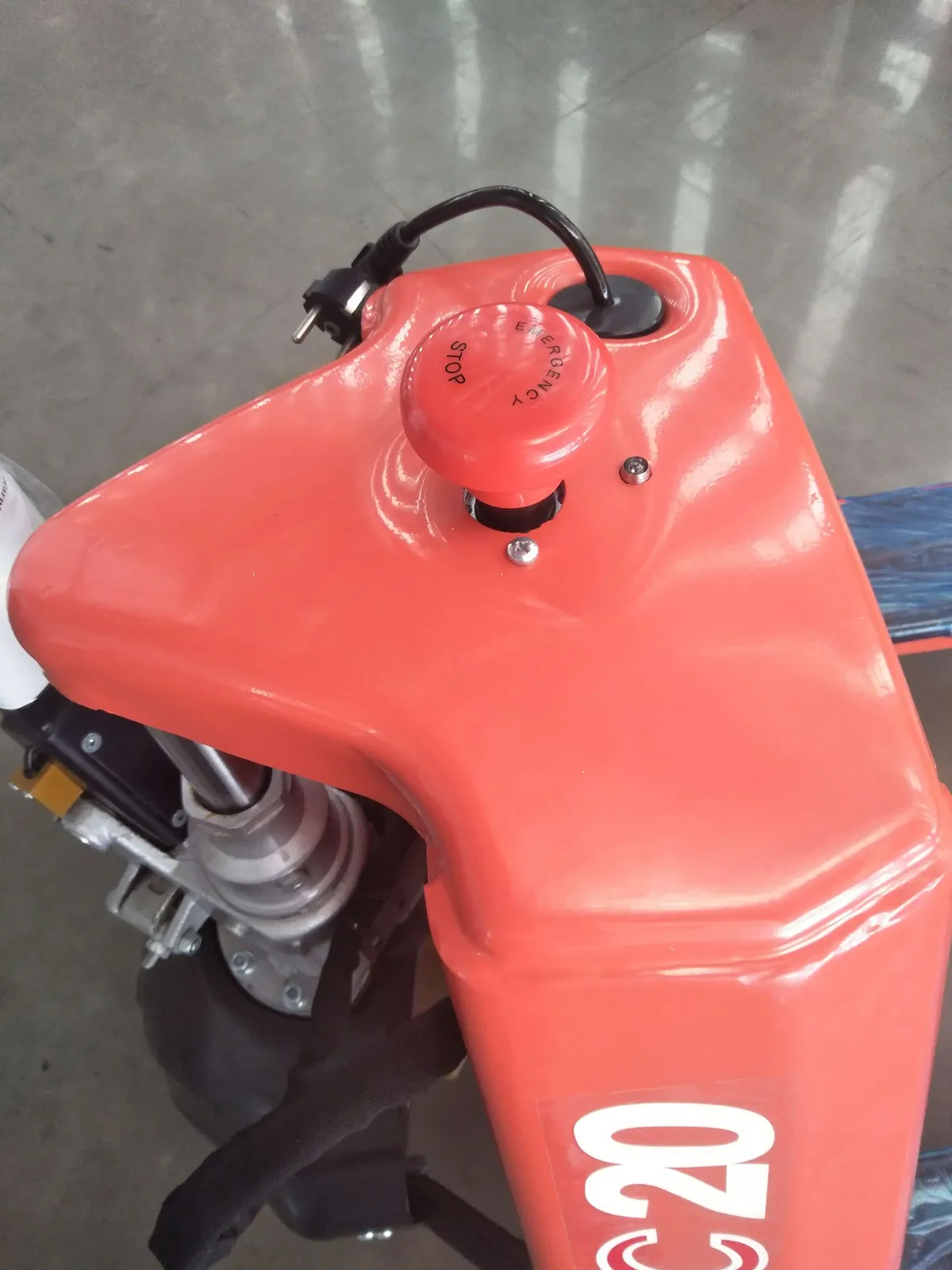 2000 kg Hand Electric Jack 2 Ton photo 4